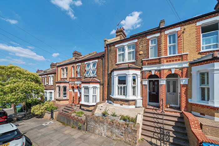 4 Bedroom Terraced House For Sale In Olven Road, Plumstead, SE18
