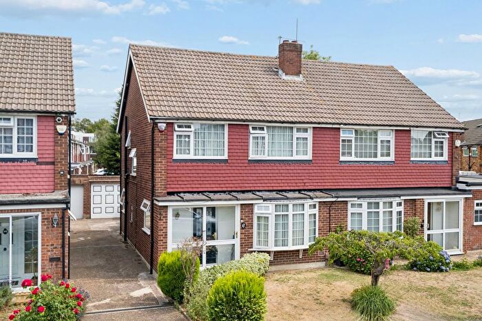3 Bedroom Semi-detached House For Sale In Gilfrid Close, Uxbridge, UB8