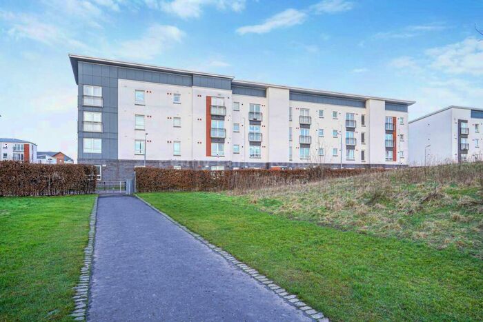 2 Bedroom Flat To Rent In Whimbrel Wynd, Renfrew, PA4