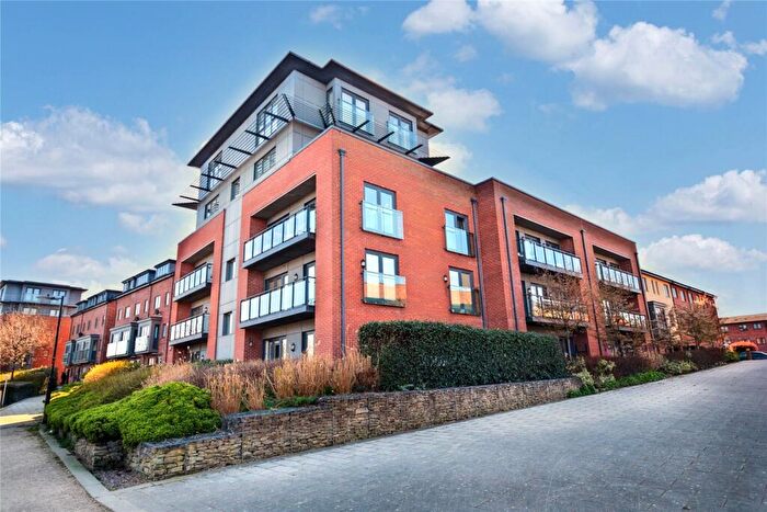 2 Bedroom Apartment To Rent In Aire Quay, Hunslet, Leeds, West Yorkshire, LS10