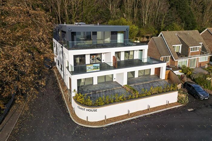 2 Bedroom Apartment For Sale In Coast House, Encombe Hill, Sandgate, CT20