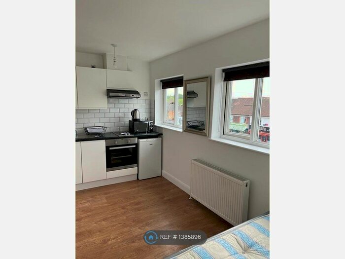 Studio To Rent In Northolt Road, Harrow, HA2