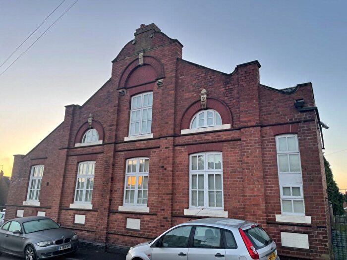 1 Bedroom Flat To Rent In Cradley Road, Dudley, West Midlands, DY2