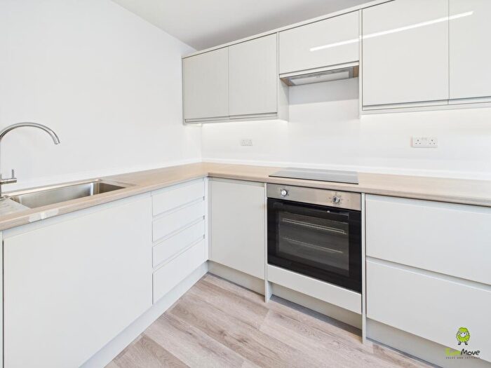 2 Bedroom Flat For Sale In Pinecroft Court, Wickham Lane, Welling, Kent, DA16