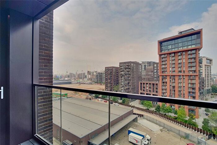 2 Bedroom Apartment To Rent In Haines House, The Residence, Nine Elms, SW11