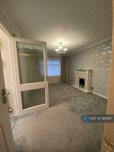 2 Bedroom Bungalow To Rent In Harrogate Drive, Liverpool, L5