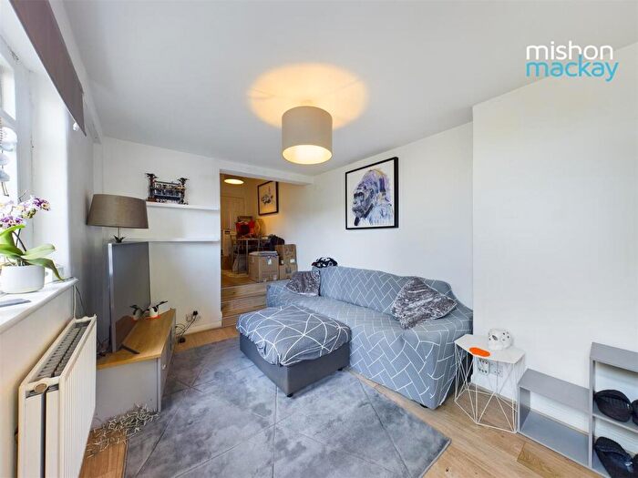 1 Bedroom Flat To Rent In Compton Road, Brighton, East Sussex, BN1