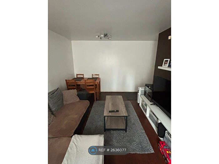 1 Bedroom Flat To Rent In New Barnet, Barnet, EN4