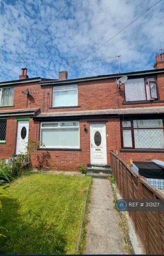 2 Bedroom Terraced House To Rent In Parnaby Avenue, Leeds, LS10