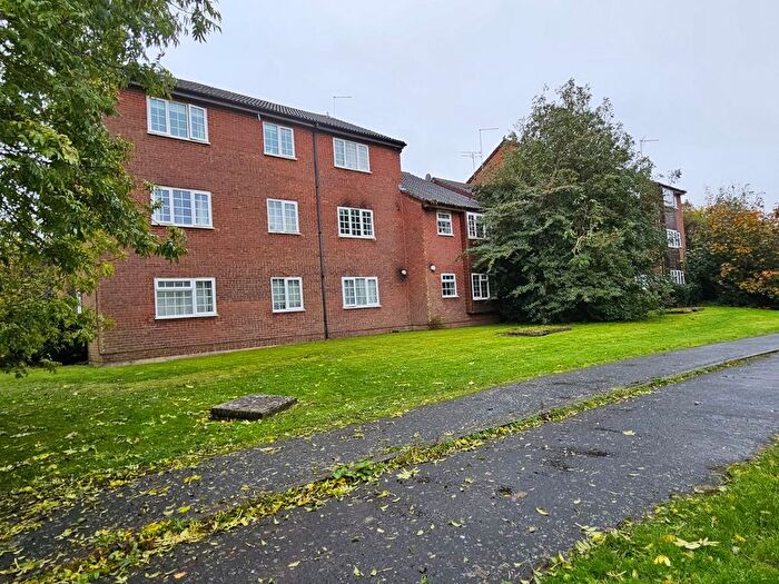 Studio To Rent In St Peters Close, Daventry, NN11