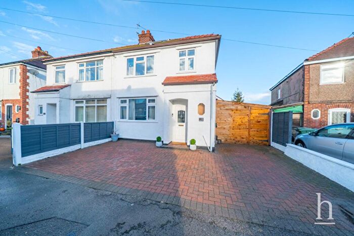 4 Bedroom Semi-Detached House For Sale In Fernlea Road, Wirral, CH60