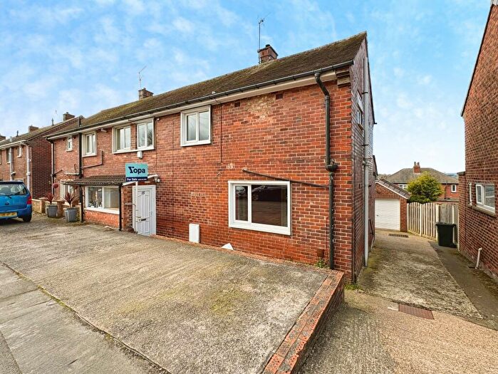 3 Bedroom Semi Detached House For Sale In Hungerhill Close, Rotherham, S61
