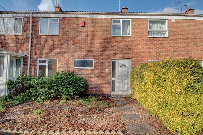 3 Bedroom Terraced House To Rent In Keswick Walk, Coventry, CV2