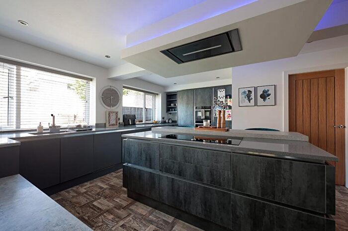 4 Bedroom Detached House For Sale In Mint Avenue, Barrowford, Lancashire, BB9