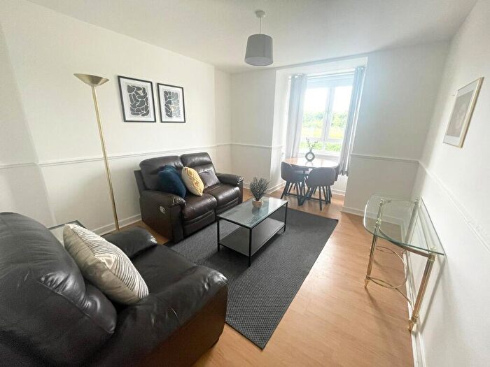 2 Bedroom Flat To Rent In Memel Street, Springburn, Glasgow, G21