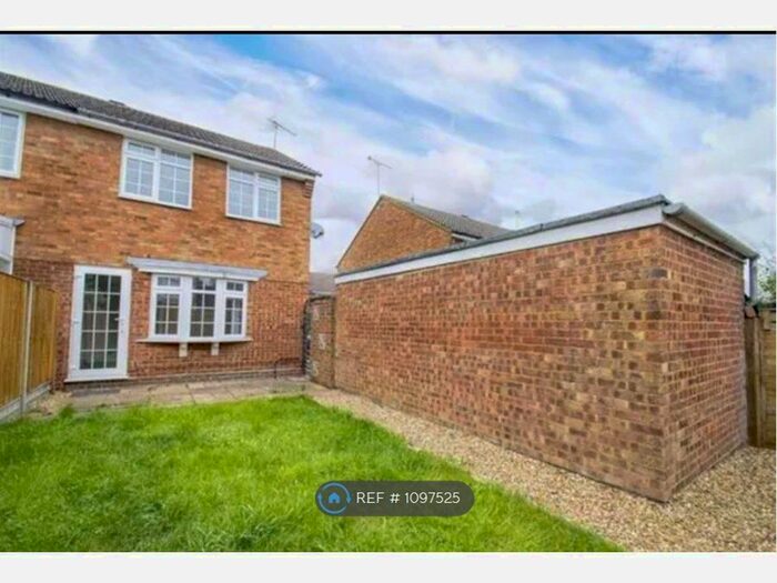 3 Bedroom Semi-Detached House To Rent In Cobbitts Road, Maulden, Bedford MK45