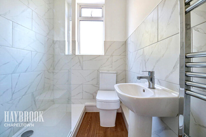 3 Bedroom End Of Terrace House For Sale In Burncross Road, Burncross, S35