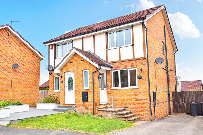 3 Bedroom Semi-Detached House For Sale In Bluebell Meadow, Harrogate, HG3