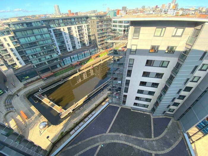 2 Bedroom Apartment To Rent In McClintock House Leeds Dock City Centre, LS10