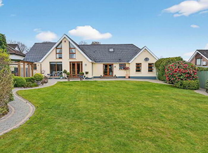 5 Bedroom Detached House For Sale In Malone View Park, Belfast, BT9