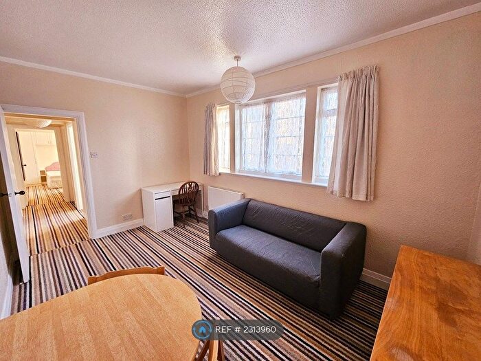 1 Bedroom Flat To Rent In Tyndalls Park Road, Bristol, BS8