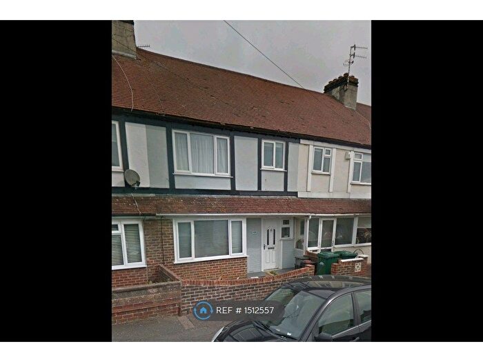3 Bedroom Terraced House To Rent In Vale Road, Brighton, BN41