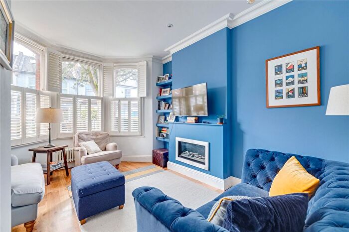 3 Bedroom Terraced House For Sale In Musard Road, London, W6