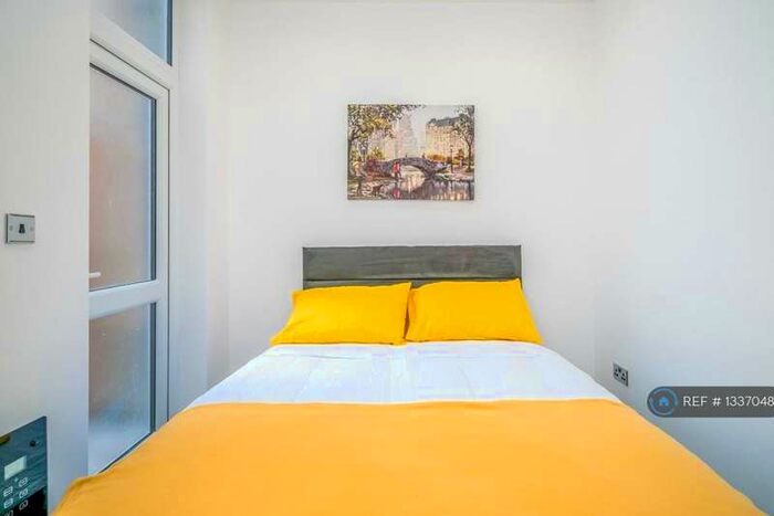 2 Bedroom Apartment To Rent In Barking Road, London, E13