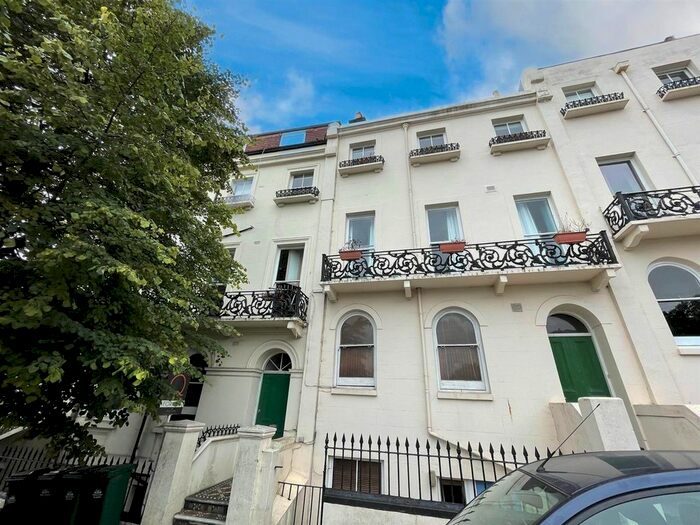2 Bedroom Flat To Rent In Roundhill Crescent, Brighton, BN2