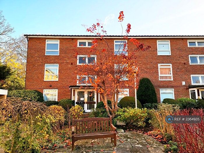 1 Bedroom Flat To Rent In Cotelands, Croydon, CR0