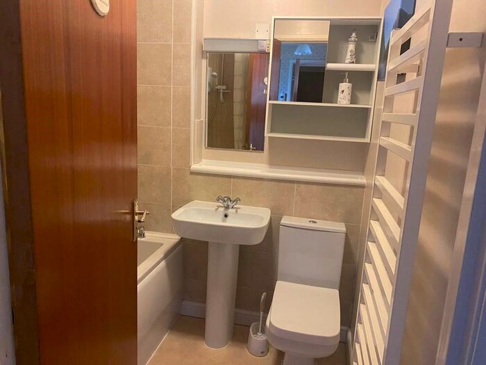 1 Bedroom Flat To Rent In Urquhart Terrace, City Centre, Aberdeen, AB24