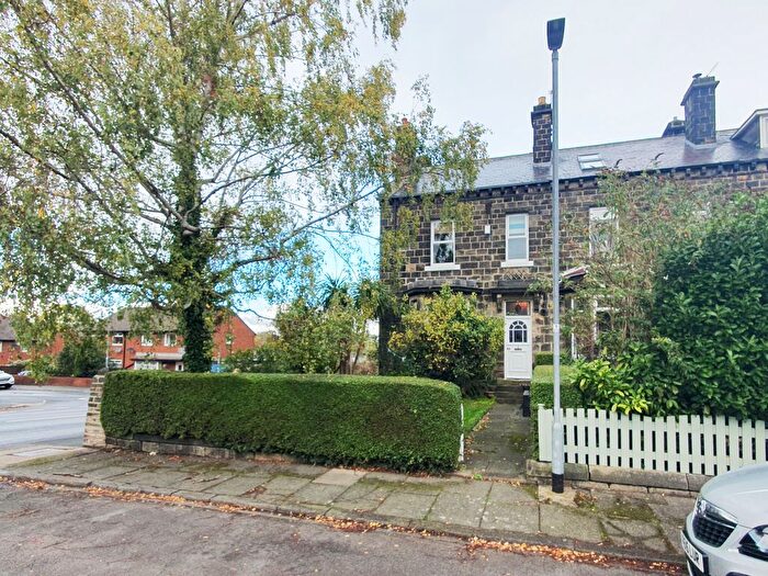 3 Bedroom End Terrace House For Sale In Westmoreland Mount, Leeds, LS13