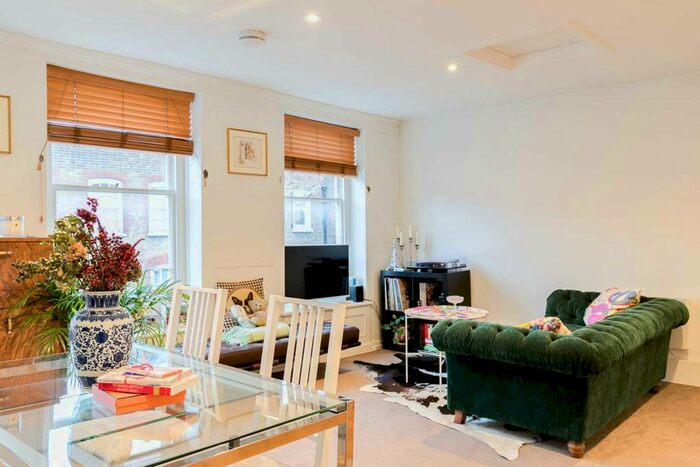 1 Bedroom Flat To Rent In Great James Street, Holborn, London, WC1N