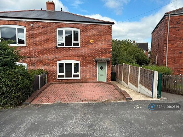 3 Bedroom Semi-Detached House To Rent In Walton Street, Barnsley, S75