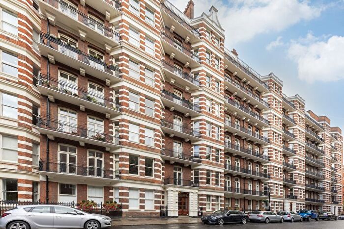 2 Bedroom Flat To Rent In Ashley Gardens, Thirleby Road, London, SW1P