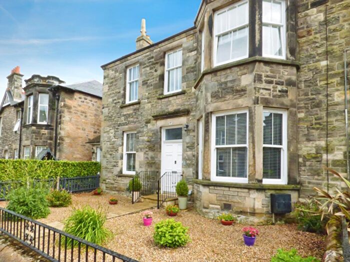 3 Bedroom Apartment For Sale In Sang Road, Kirkcaldy, KY1