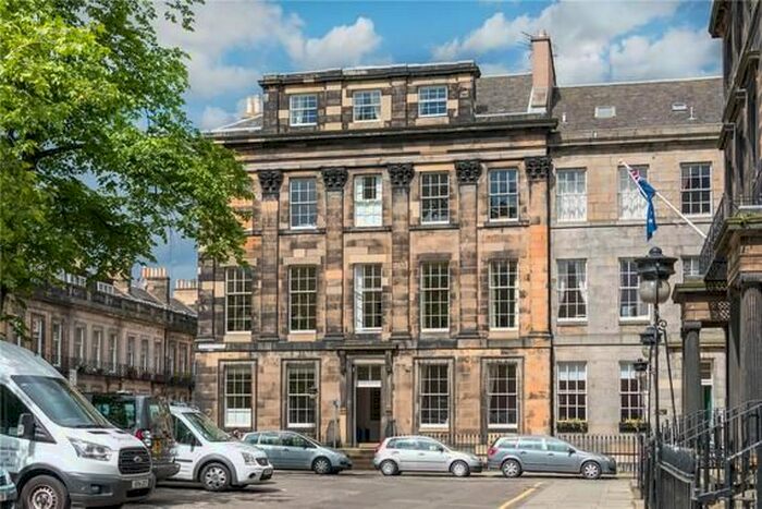 2 Bedroom Flat To Rent In , Rutland Street, Edinburgh, EH1