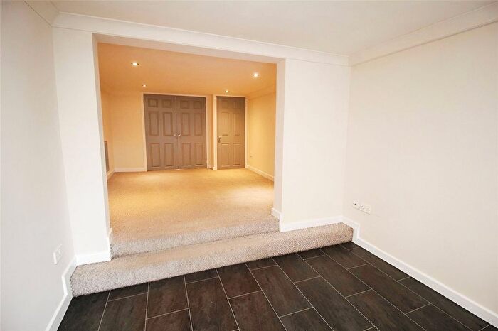 1 Bedroom Flat To Rent In Balby Road, Doncaster, South Yorkshire, DN4