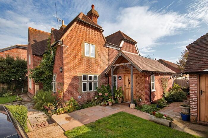 4 Bedroom Detached House For Sale In Maidstone Road, Horsmonden, Kent, TN12