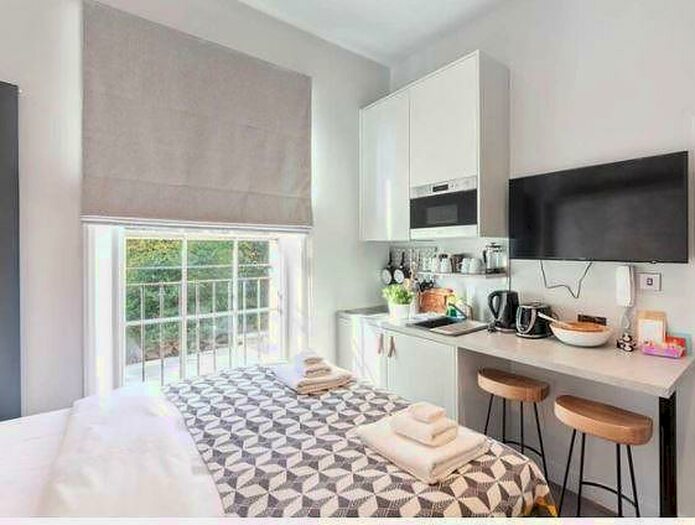 Apartment To Rent In Oakley Square, Mornington Crescent, Euston Camden, London, NW1