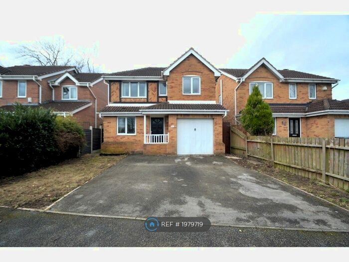 4 Bedroom Detached House To Rent In Laurel Place, Middleton, Leeds, LS10