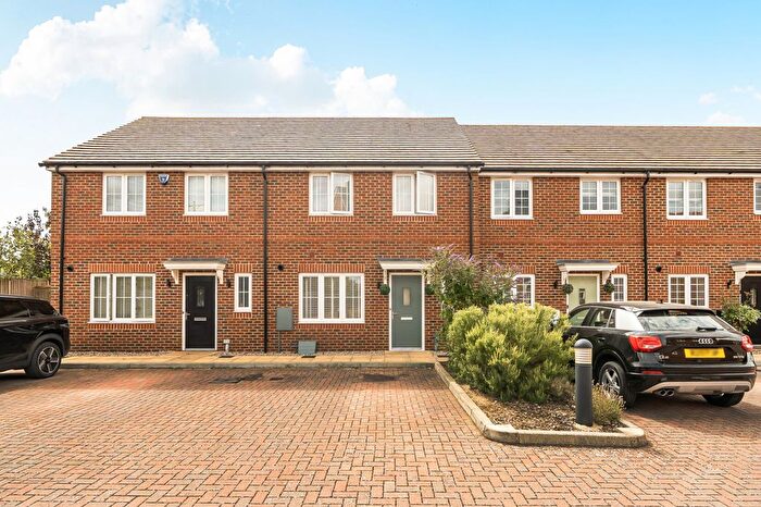 3 Bedroom Terraced House For Sale In Bonners Mead, Benson, Wallingford, OX10