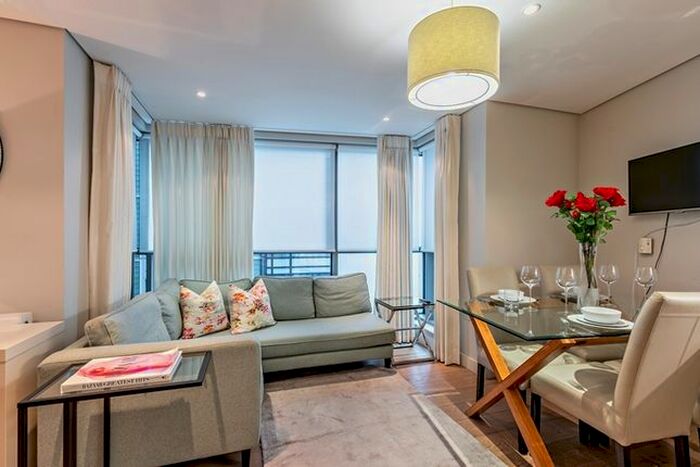 3 Bedroom Flat To Rent In Merchant Square East, London, W2