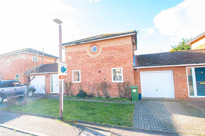3 Bedroom Semi-Detached House To Rent In Bates Close, Willen, MK15