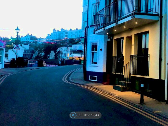 2 Bedroom Maisonette To Rent In Harbour Street, Broadstairs, CT10