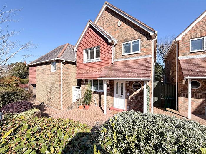 3 Bedroom Detached House For Sale In Beachy Head Road, Eastbourne, BN20