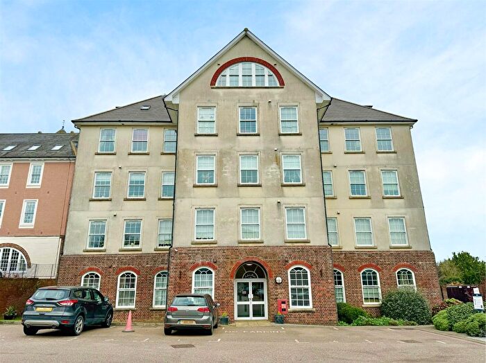 2 Bedroom Flat To Rent In Paradise Walk, Bexhill-On-Sea, TN40