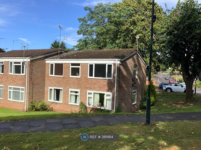 2 Bedroom Maisonette To Rent In Beeches Way, Birmingham, B31