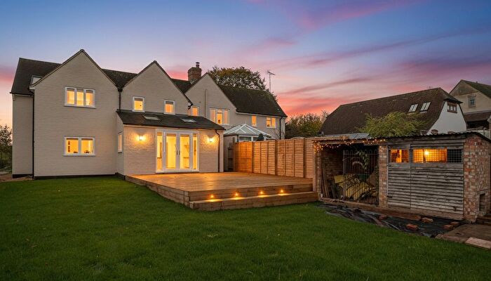 4 Bedroom Semi Detached House For Sale In Church Lane, Chearsley, Aylesbury, Buckinghamshire, HP18