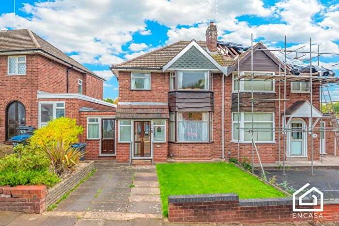 3 Bedroom Semi-detached House For Sale In Acheson Road, Hall Green, B28